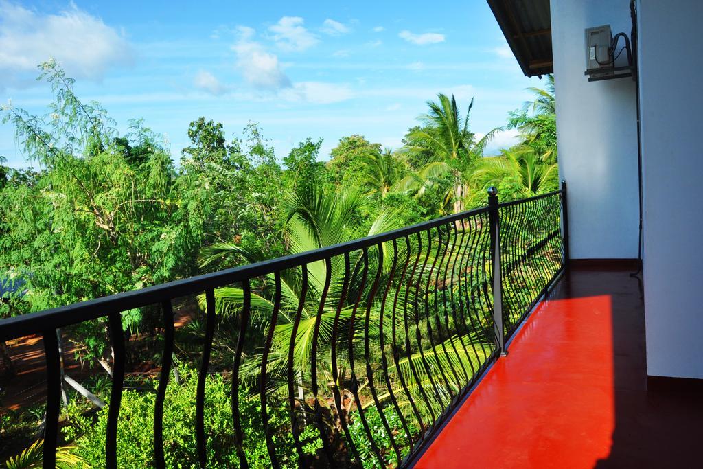 ホテル Coconut Garden House ウダワラウェ エクステリア 写真